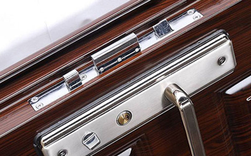 宏伟24小时上门开锁公司