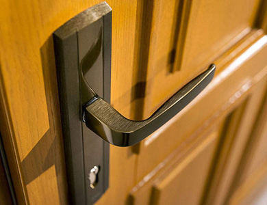 宏伟24小时上门开锁公司